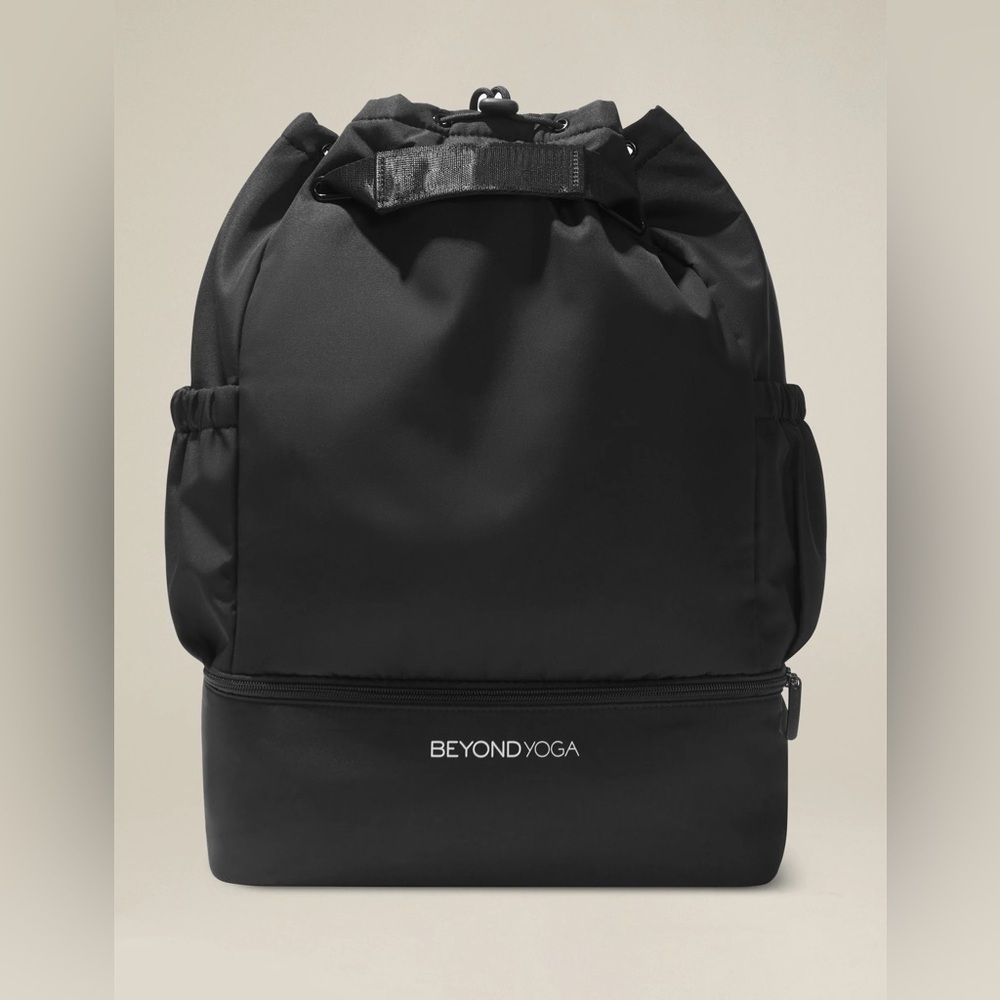 Beyond yoga convertible gym black bag